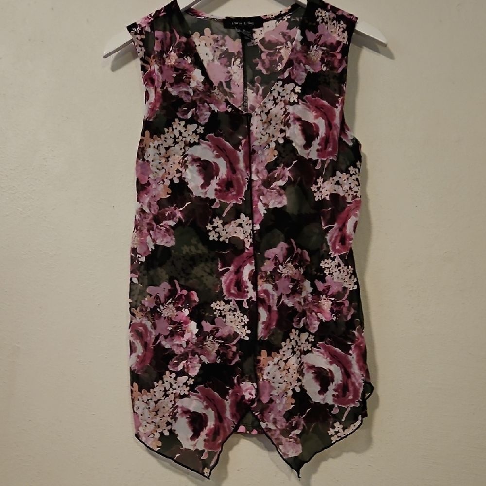 Adele & May  Floral V-Neck Blouse - Pink and Purple S